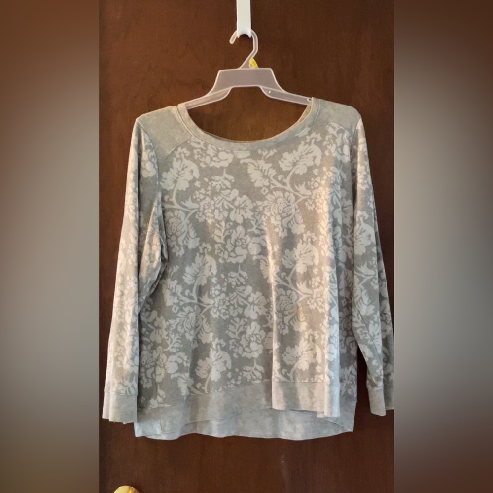 Lane Bryant Light Gray Floral Long Sleeve Top - Picture 4 of 4